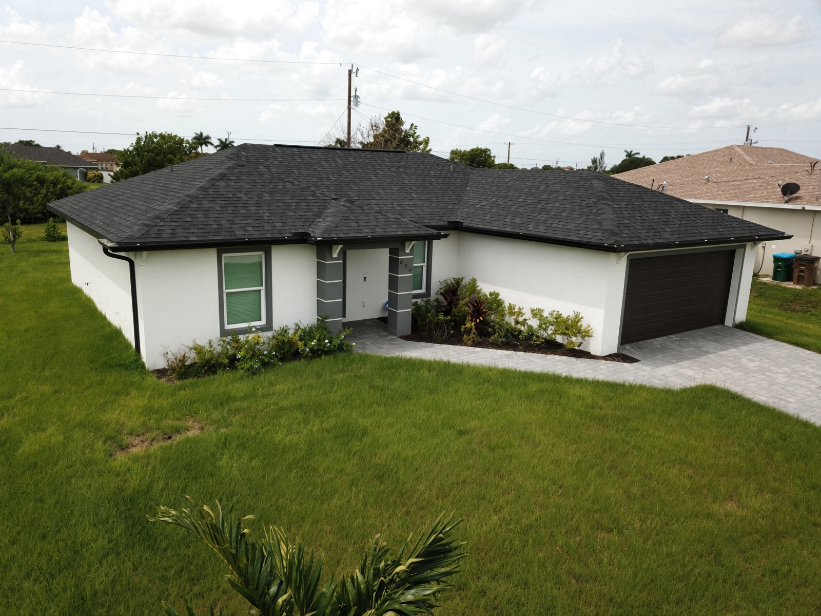 IKO Cambridge Dual Black roof installed in Cape Coral