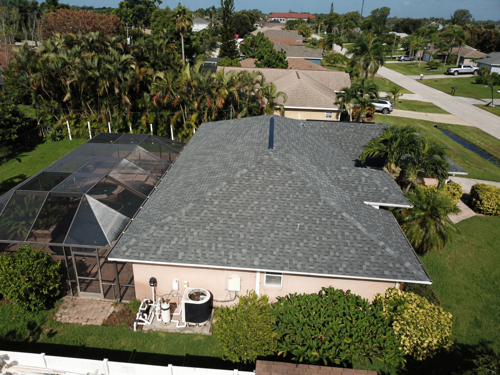 IKO Cambridge Charcoal Gray roof installed in Cape Coral